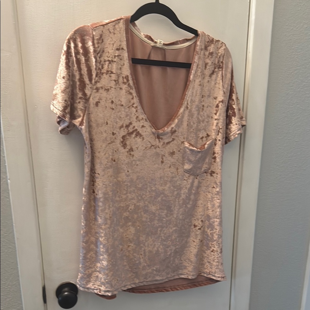 Velvet V-Neck Top in Blush Pink